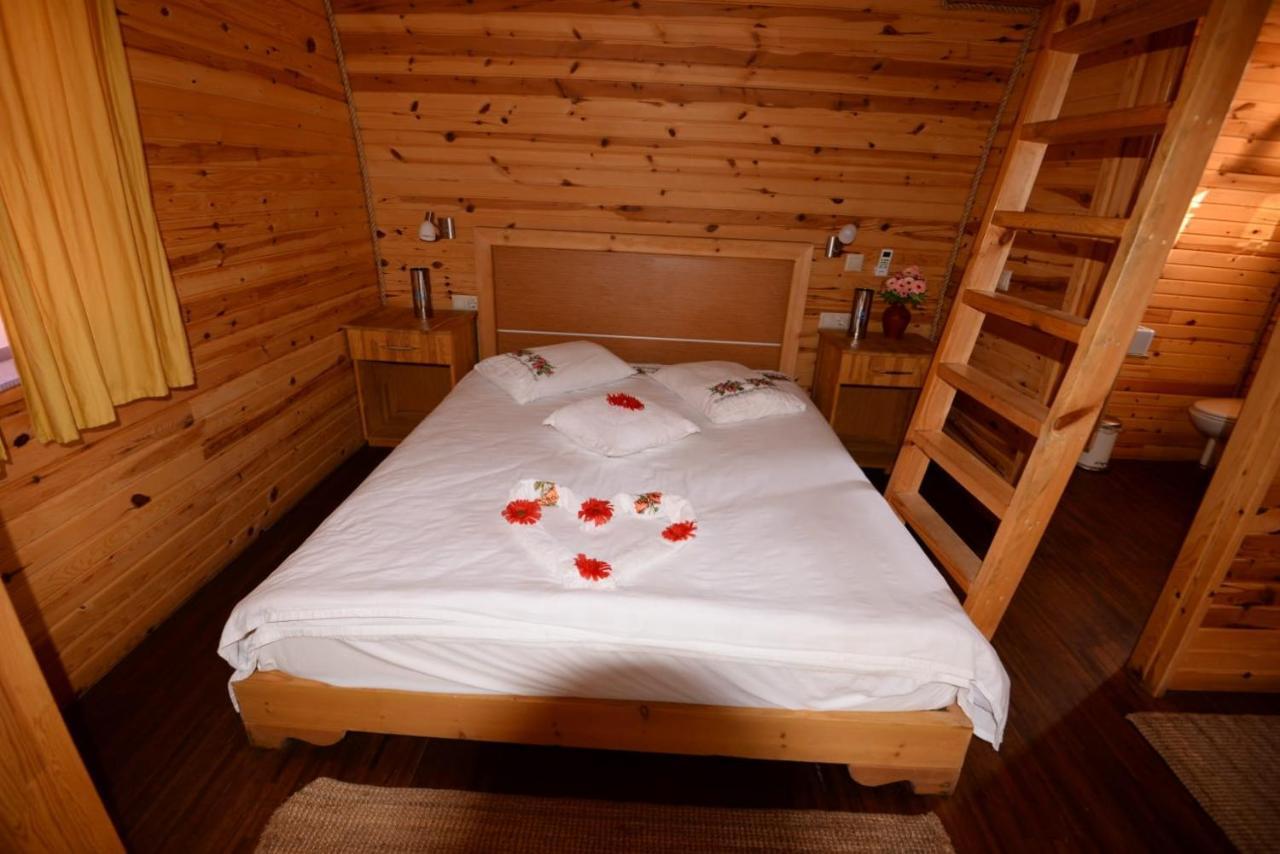 Bed and Breakfast Otantik Tas Ev à Dalaman Extérieur photo
