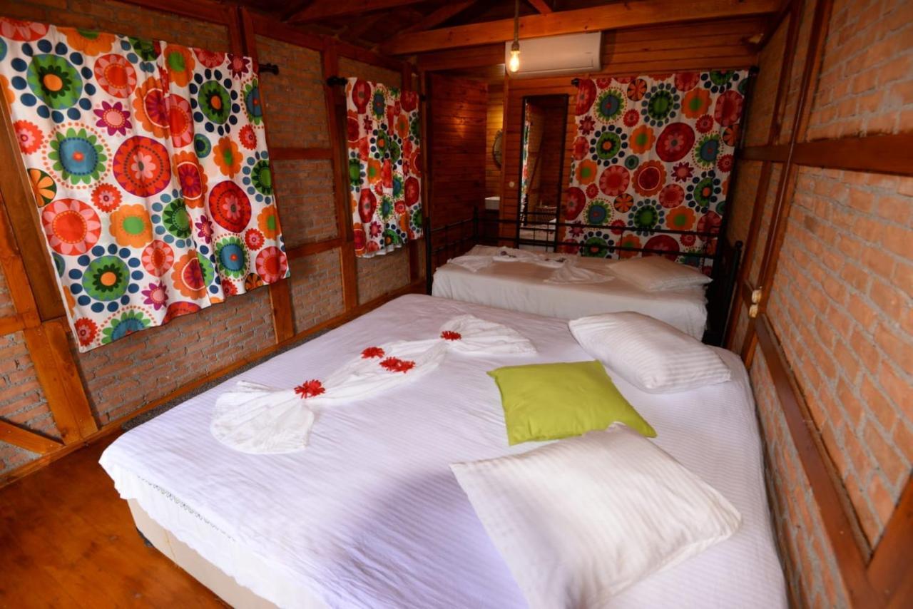 Bed and Breakfast Otantik Tas Ev à Dalaman Extérieur photo