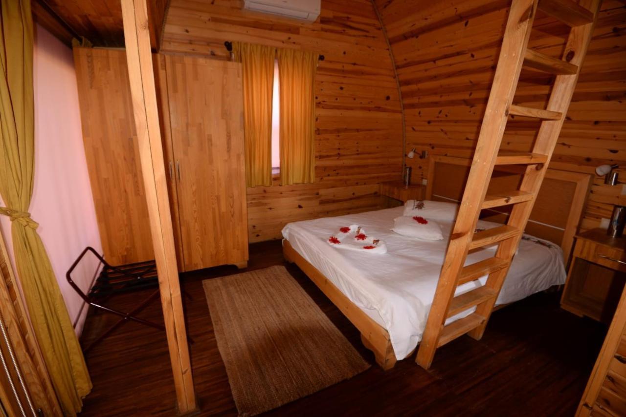 Bed and Breakfast Otantik Tas Ev à Dalaman Extérieur photo