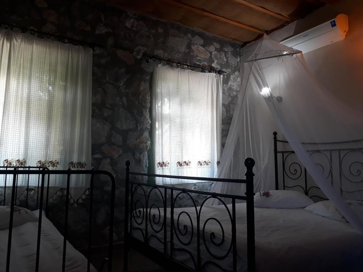 Bed and Breakfast Otantik Tas Ev à Dalaman Extérieur photo